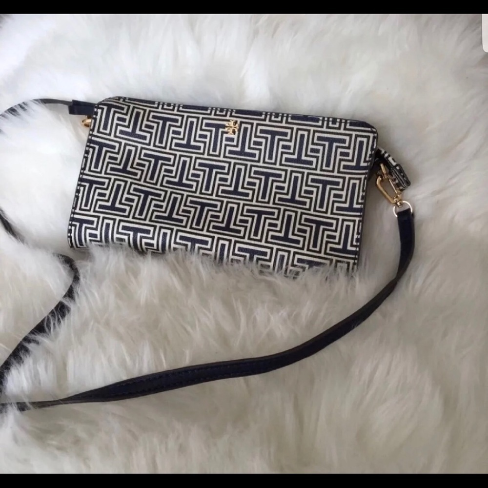 Tory burch crossbody bag